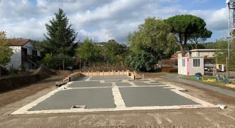Villetta in costruzione con mq. 800 giardino € 260000