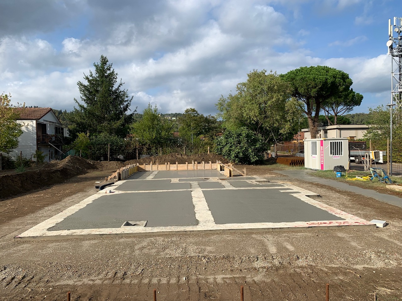Villetta in costruzione con mq. 800 giardino € 260000